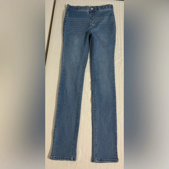 Vanilla Star pull on straight leg jeans. Small. K1 - Picture 1 of 14